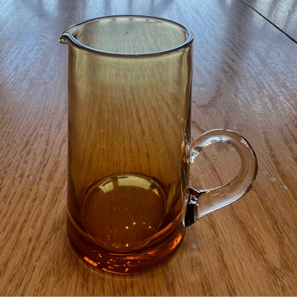 Hand Blown Miniature Amber Glass
Creamer-Pitcher Applied Handle & Pont